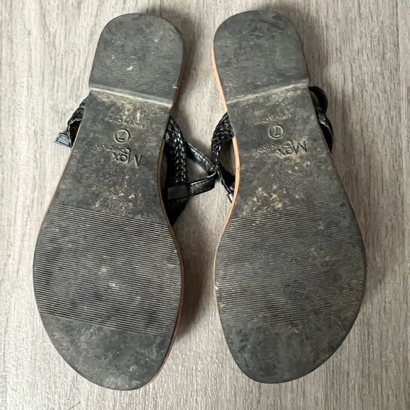 Black strappy sandals - Picture 3 of 3